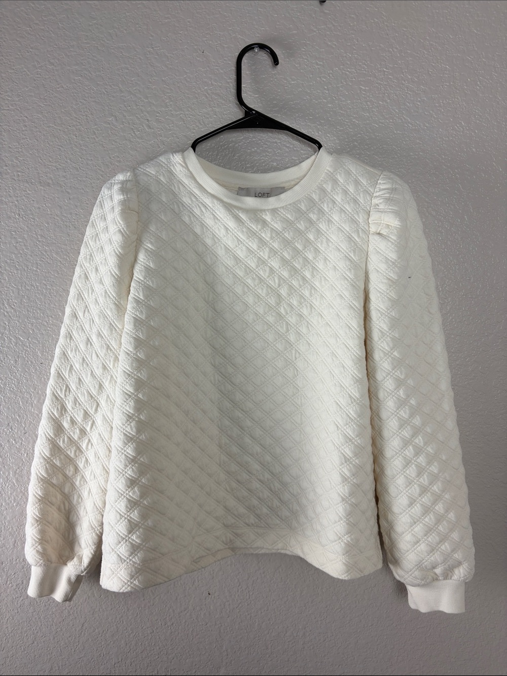 LOFT Women’s Cream Quilted Patterned Sweater Size MP NC0278